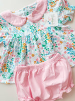 Load image into Gallery viewer, Knit Floral Diaper Set
