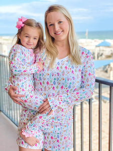 Mom’s Knit Seashell Pajamas