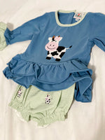 Load image into Gallery viewer, Girl Cow Applique’ Diaper Set
